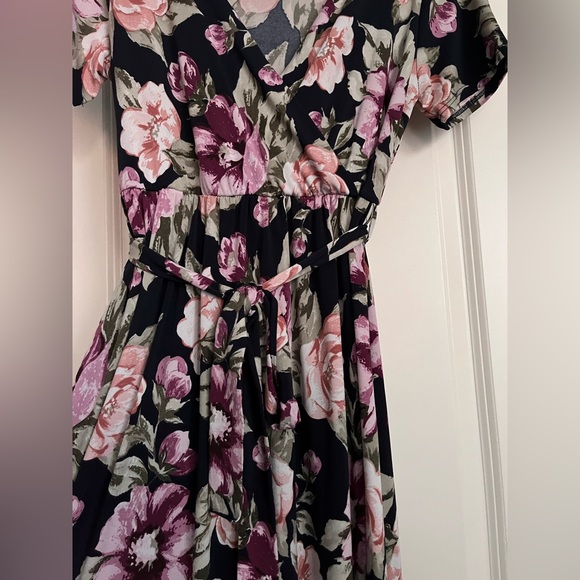 Pinkblush Floral hi low dress - Picture 4 of 4
